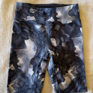 grey, black and white dye pattern legging